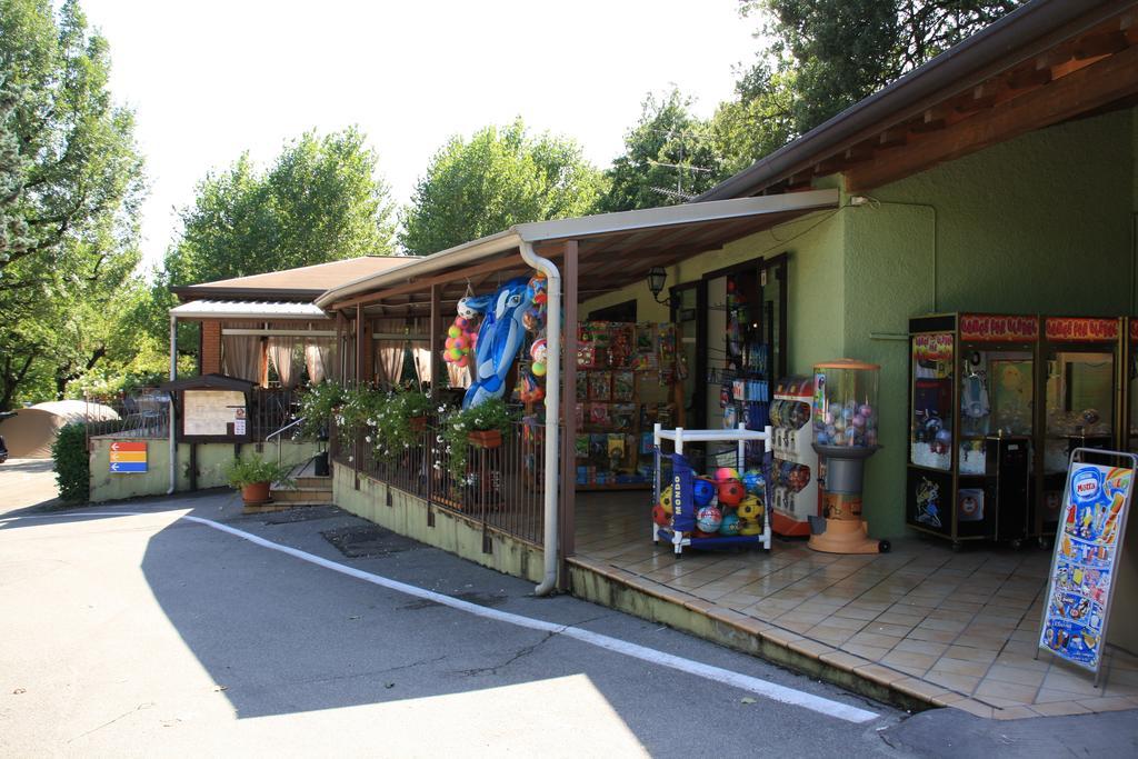 Camping Piantelle Moniga del Garda Kültér fotó