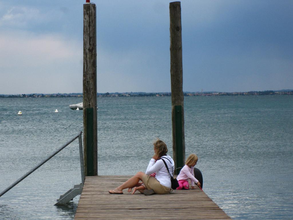 Camping Piantelle Moniga del Garda Kültér fotó