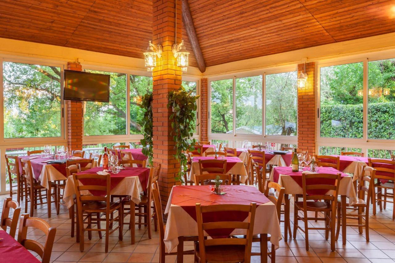 Camping Piantelle Moniga del Garda Kültér fotó