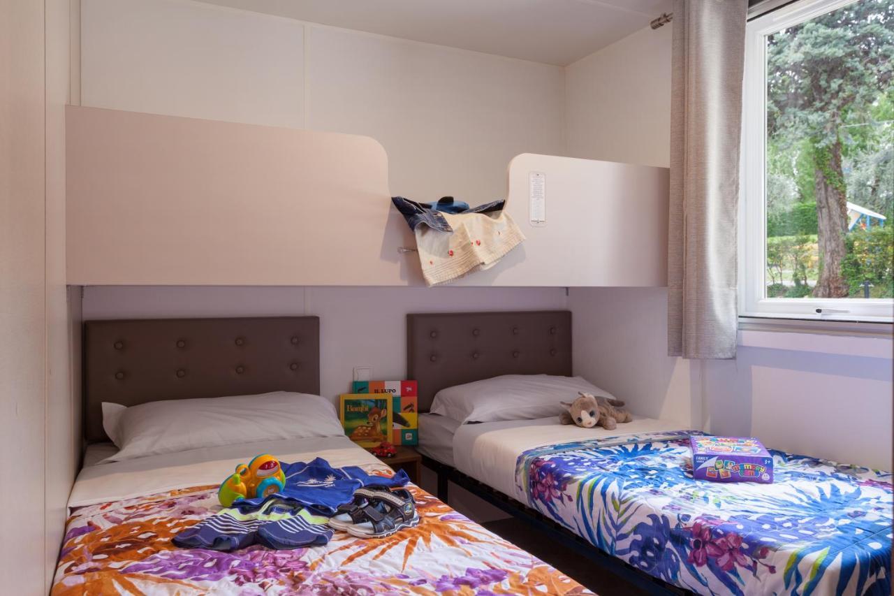 Camping Piantelle Moniga del Garda Kültér fotó